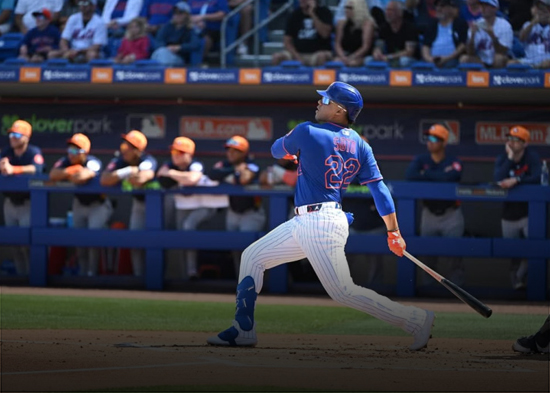 Juan Soto pega jonrón en su primer turno al bate con los Mets