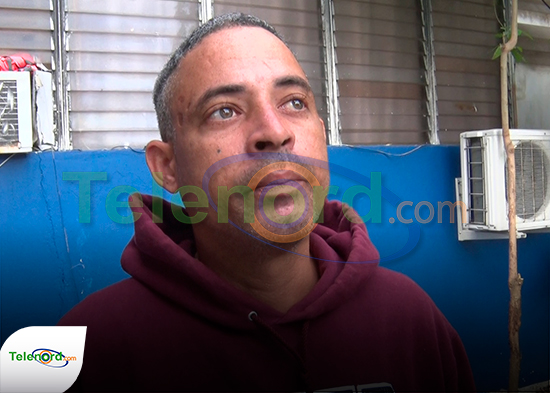 Hombre denuncia supuestas amenazas en su contra tras invadir un solar en SFM