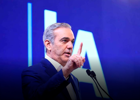 Presidente Abinader niega déficit en Senasa: "Sencillamente, se necesitan más recursos"