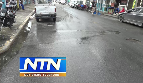Motoconchistas y comerciantes denuncian grave contaminación frente al Hospital San Vicente de Paúl en SFM
