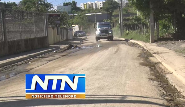 Residentes de Madeja siguen exigiendo asfaltado de calles