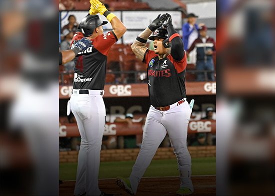 Gigantes dejan en el terreno a las Estrellas con hit de oro del francomacorisano Johan Rojas