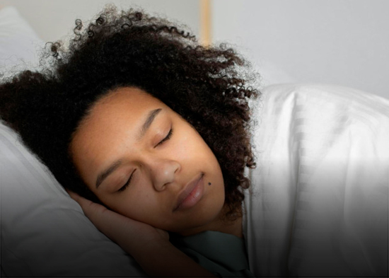 Así actúan las cremas de noche mientras dormimos