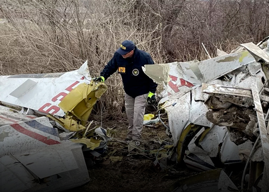 Mueren 4 personas en accidente de avioneta en Illinois