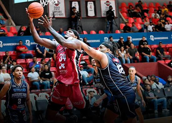 Indios aplastan a Marineros en apertura de la LNB 2025 en SFM