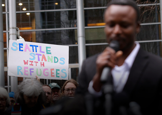 Juez anula orden que obligaba al Gobierno de Trump a admitir a 12,000 refugiados