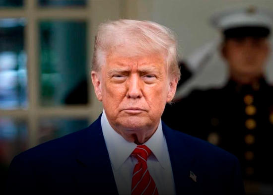 Trump firma la ley que prohíbe difundir sin permiso pornografía generada con IA