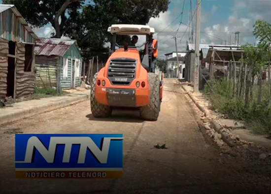 Continúa plan de afirmado de calles en el sector Villa Hortensia de SFM