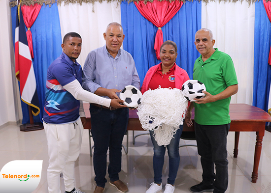 Entregan utilerías donadas por la Fundación Social de Jiutjitsu al Club de Fútbol VI UNITED FC en Villa Riva