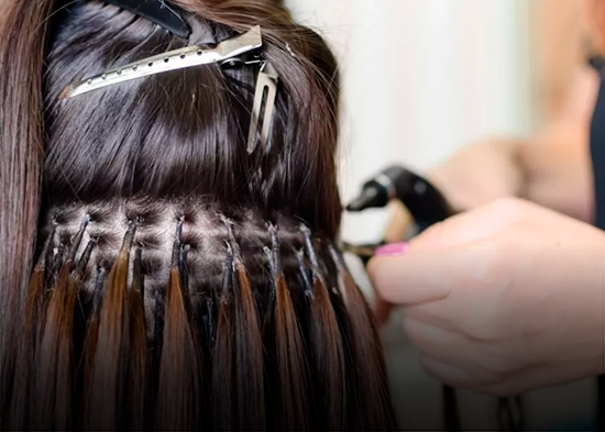 Cáncer, desbalances hormonales y toxinas: los riesgos de las extensiones de pelo