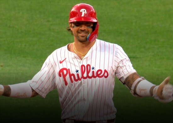 Nick Castellanos admite los Filis lo botaron por entrar con una cerveza al dugout