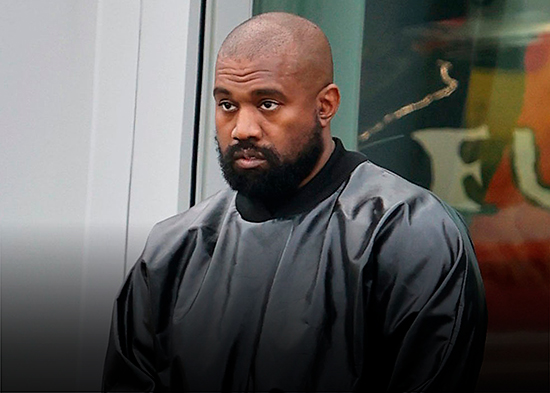 Kanye West deberá pagar 140.000 dólares a exempleado por trabajos en su mansión no pagos