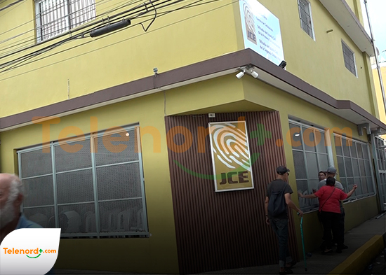 Dirigentes políticos en SFM con posiciones encontradas ante entrega de nueva cédula