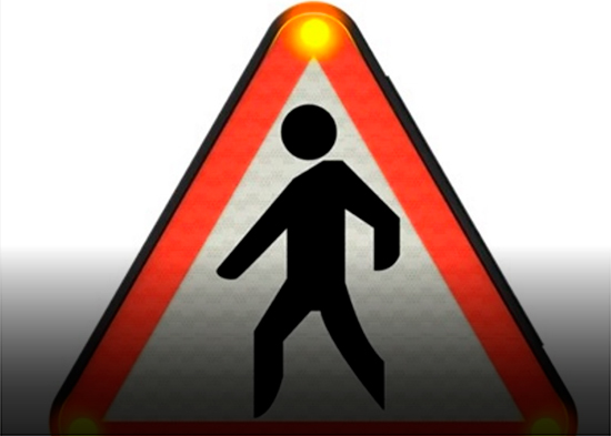 Nueva regla en Nueva York: multarán a conductores que toquen bocina a peatones