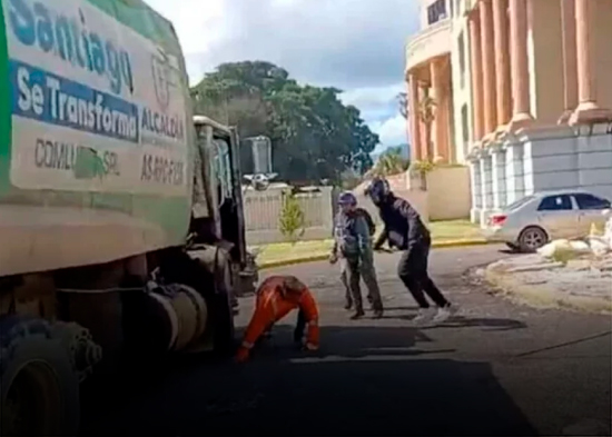 “Policía, me quieren matar”: chofer atacado en Santiago pidió ayuda antes de morir