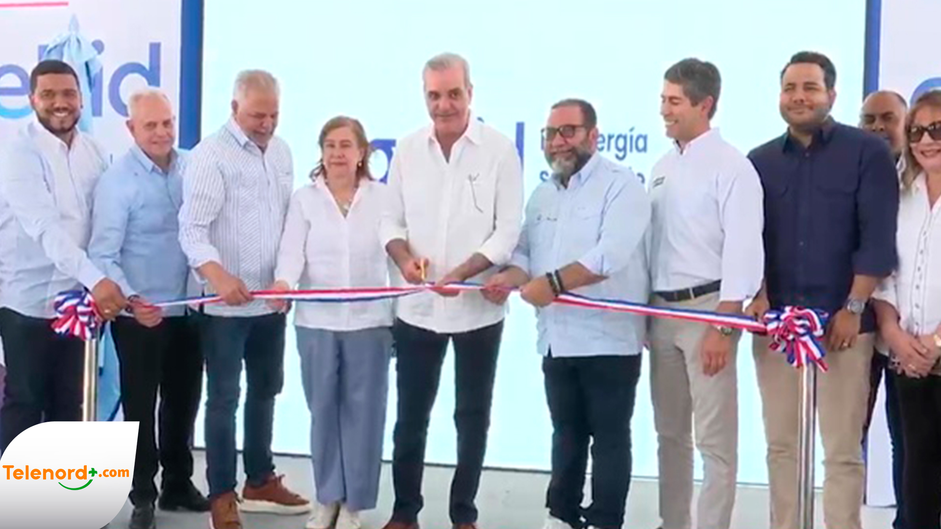 Abinader inaugura carreteras en Sajoma y fortalece desarrollo de la sierra de Santiago