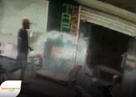 Piden identificar hombre que sustrajo herramientas de taller de tapicería en SFM