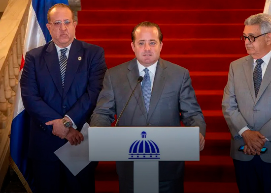 Gobierno anuncia recorte de gastos por crisis global