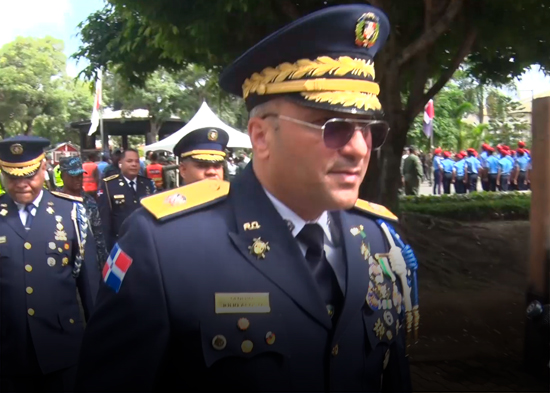 General de la Policía se rehúsa a hablar con la prensa